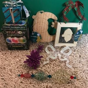 Bundle of 7 Misc Christmas Ornaments Most NWT